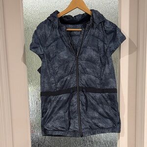 Lululemon spring fling puffy vest